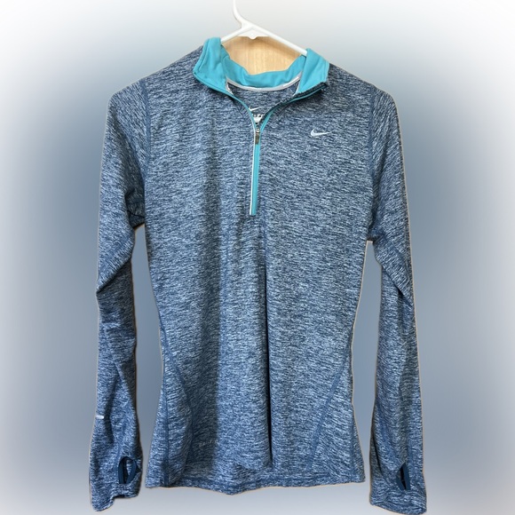 Nike Women's Dri-Fit Element Half Zip Long Sleeve Pullover in Heathered Blue - Picture 4 of 4